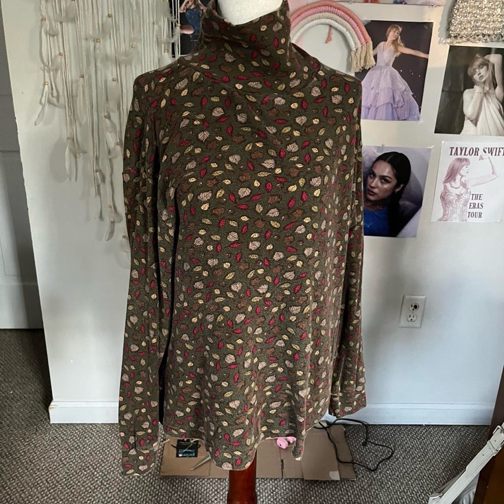 Karen Scott Leaf Pattern Sweater - Red, Green, Brown